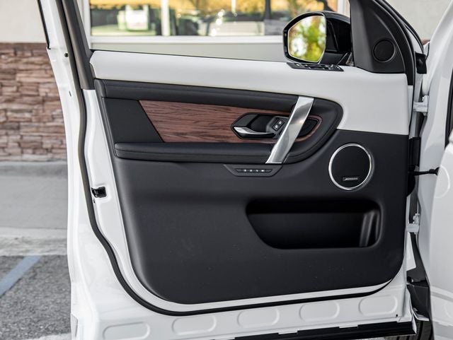 2024 Land Rover Discovery Sport S