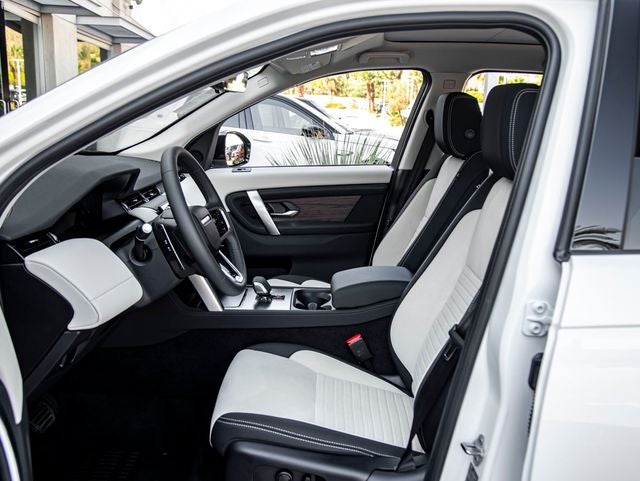 2024 Land Rover Discovery Sport S