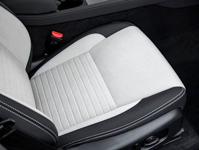 2024 Land Rover Discovery Sport S