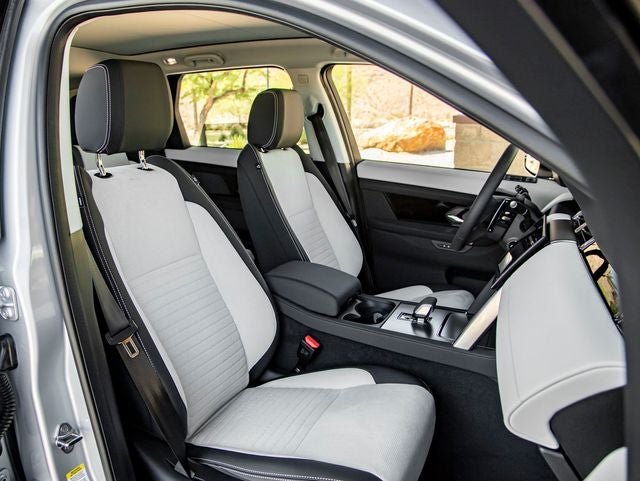 2025 Land Rover Discovery Sport S