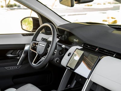 2025 Land Rover Discovery Sport S