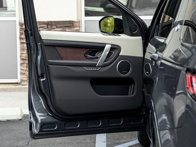 2025 Land Rover Discovery Sport S