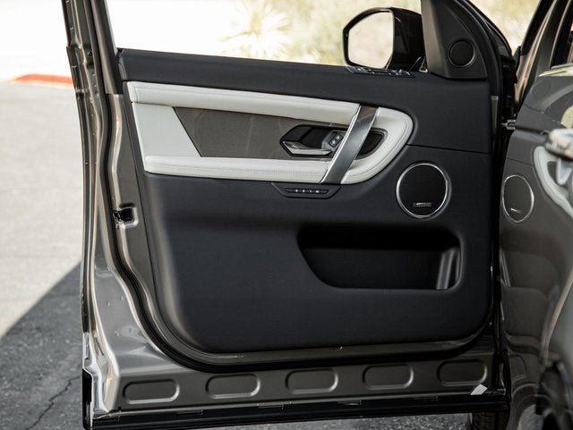 2024 Land Rover Discovery Sport SE