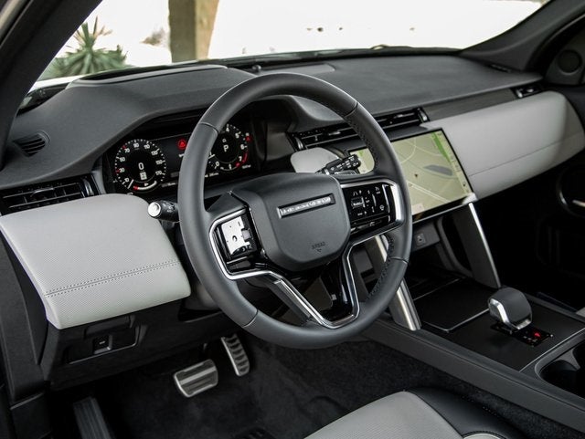 2024 Land Rover Discovery Sport SE