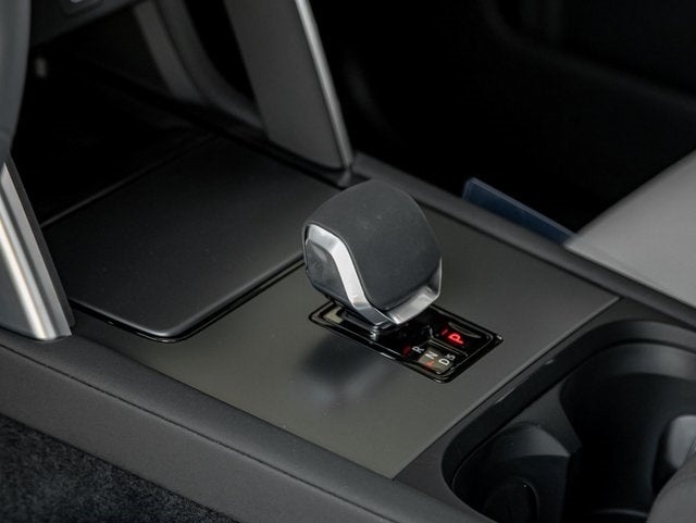 2024 Land Rover Discovery Sport SE