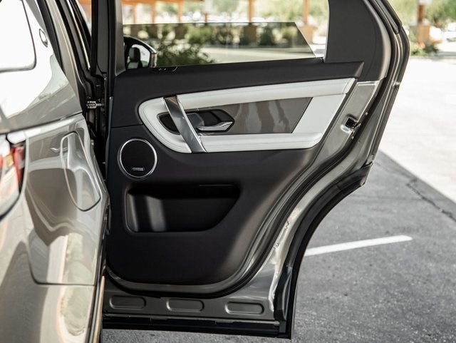 2024 Land Rover Discovery Sport SE