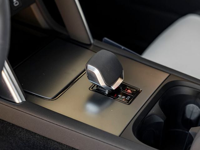 2025 Land Rover Discovery Sport SE