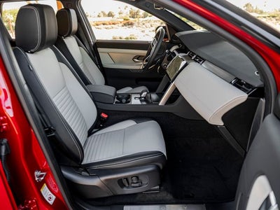2025 Land Rover Discovery Sport SE