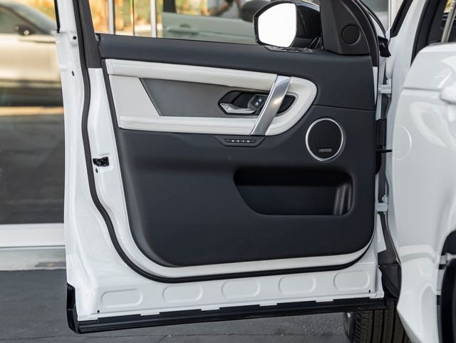 2026 Land Rover Discovery Sport Landmark