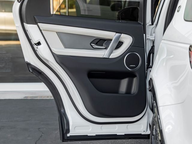 2026 Land Rover Discovery Sport Landmark