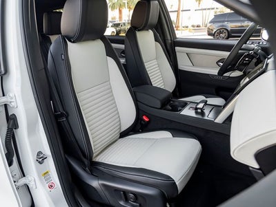 2026 Land Rover Discovery Sport Landmark
