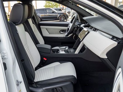 2026 Land Rover Discovery Sport Landmark