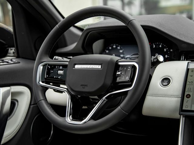 2026 Land Rover Discovery Sport Landmark
