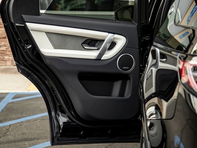 2026 Land Rover Discovery Sport Landmark