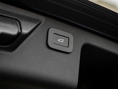 2026 Land Rover Discovery Sport Landmark