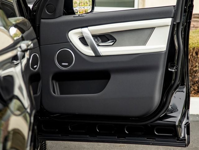 2026 Land Rover Discovery Sport Landmark