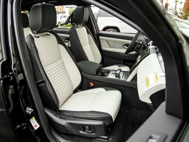 2026 Land Rover Discovery Sport Landmark
