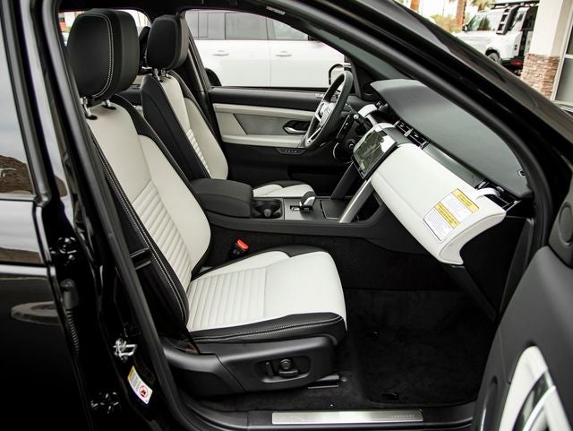 2026 Land Rover Discovery Sport Landmark