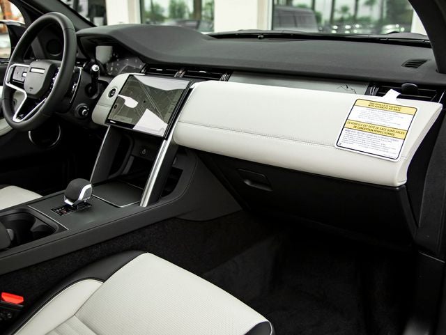2026 Land Rover Discovery Sport Landmark