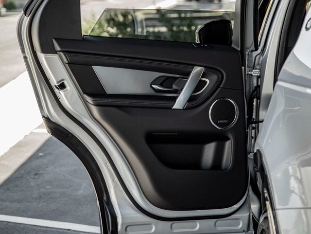 2024 Land Rover Discovery Sport SE