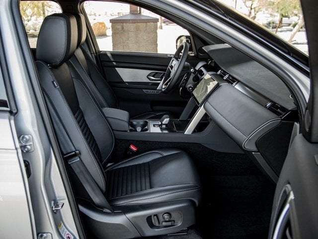 2024 Land Rover Discovery Sport SE