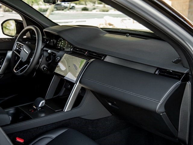 2024 Land Rover Discovery Sport SE