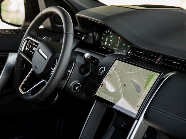 2024 Land Rover Discovery Sport SE