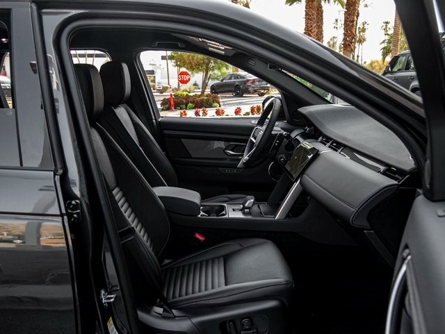 2024 Land Rover Discovery Sport SE