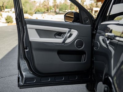 2024 Land Rover Discovery Sport SE