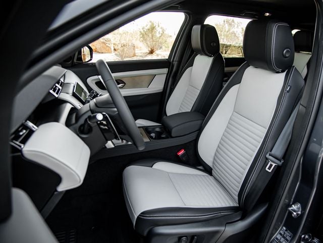 2024 Land Rover Discovery Sport SE