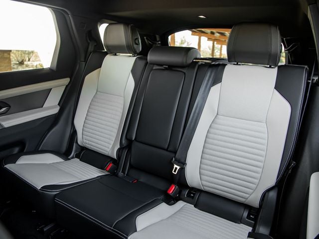 2024 Land Rover Discovery Sport SE