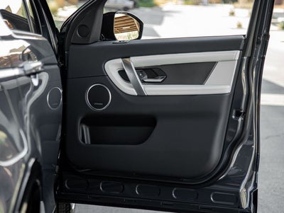 2024 Land Rover Discovery Sport SE