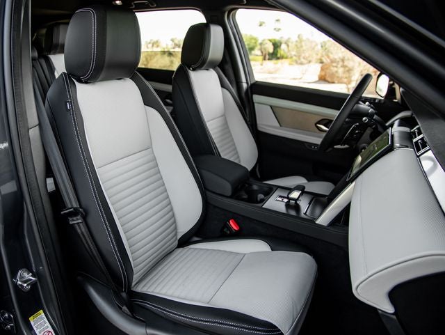 2024 Land Rover Discovery Sport SE