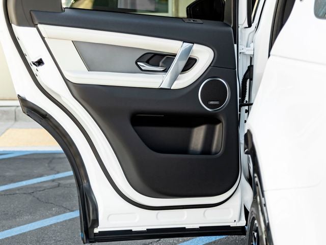 2026 Land Rover Discovery Sport Landmark