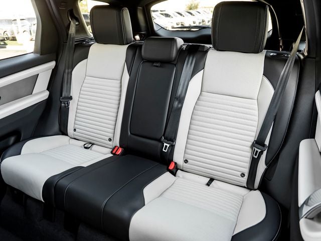 2026 Land Rover Discovery Sport Landmark