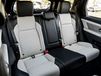 2026 Land Rover Discovery Sport Landmark