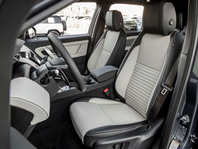 2026 Land Rover Discovery Sport Landmark