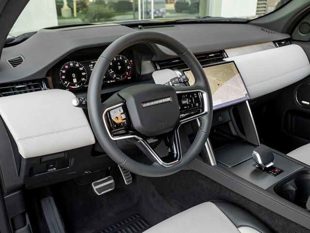 2026 Land Rover Discovery Sport Landmark