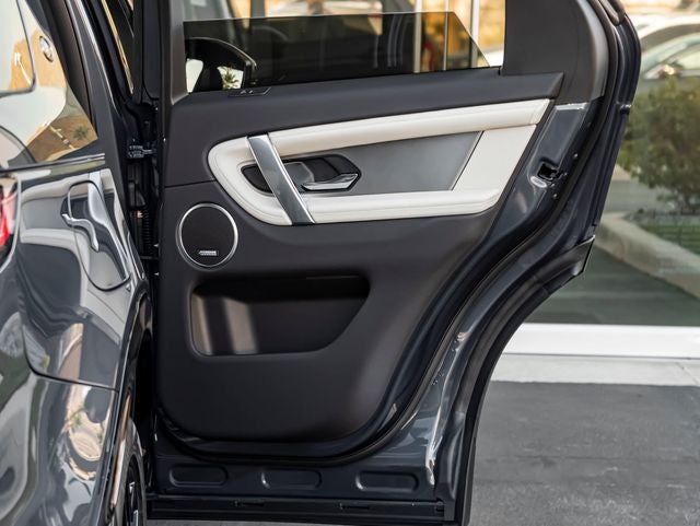 2026 Land Rover Discovery Sport Landmark