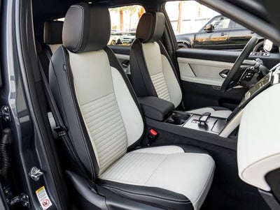 2026 Land Rover Discovery Sport Landmark