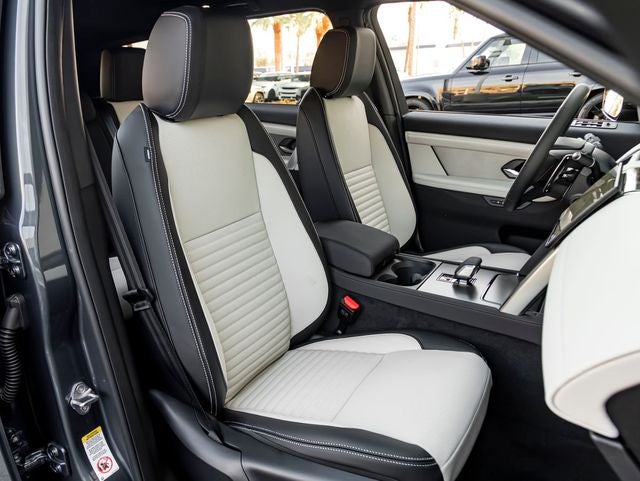 2026 Land Rover Discovery Sport Landmark