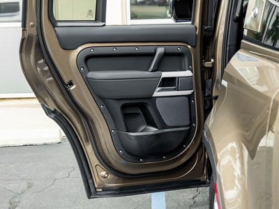 2020 Land Rover Defender 110 HSE