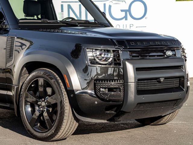 2025 Land Rover Defender 90 X-Dynamic SE