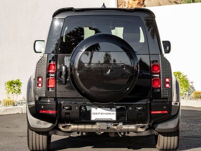 2025 Land Rover Defender 90 X-Dynamic SE