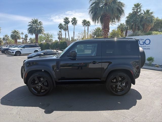 2025 Land Rover Defender 90 X-Dynamic SE