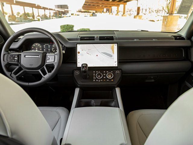 2026 Land Rover Defender 110 X-Dynamic SE