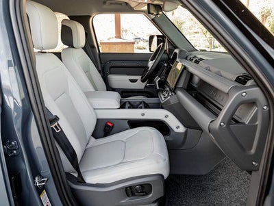 2026 Land Rover Defender 110 X-Dynamic SE