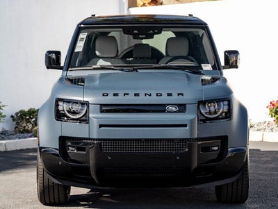 2026 Land Rover Defender 110 X-Dynamic SE