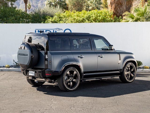 2026 Land Rover Defender 110 X-Dynamic SE