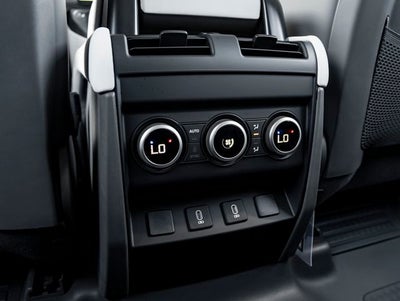 2026 Land Rover Defender 110 X-Dynamic SE